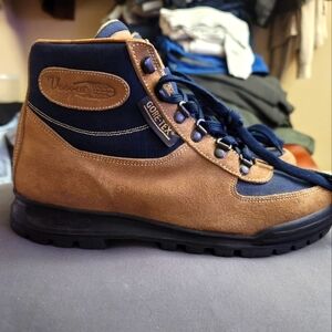 Vintage Vasquez Gotex boots